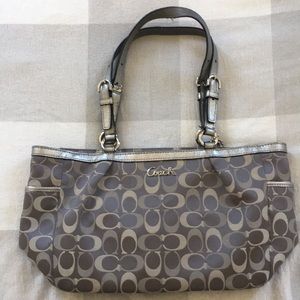 Coach F17676 Silver/Grey Multi Colored- Good condition